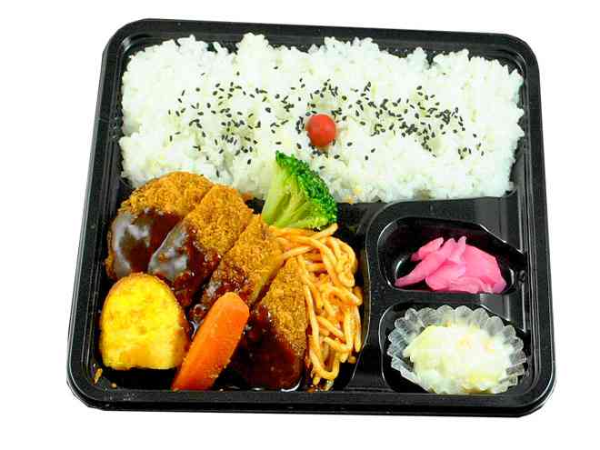 チキンカツ弁当 パック茶（200ml）付き