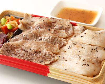 二色重（塩ダレ）　厳選肉焼　牛・豚