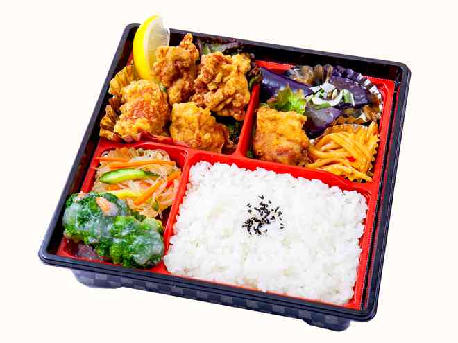 若鶏の唐揚げ弁当　340ｍｌ缶茶付 