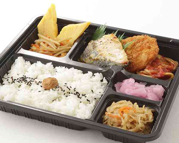鮭（さけ）西京焼きと小エビカツの 和洋折衷弁当