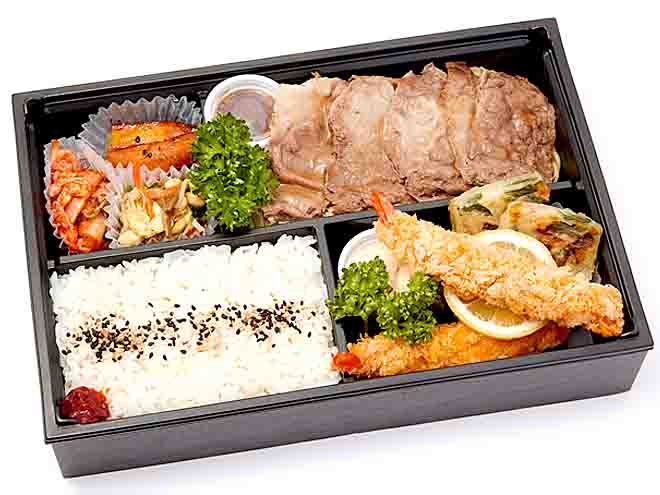 豪華黒毛和牛弁当（8）黒毛和牛ブリスケ／エビフライ