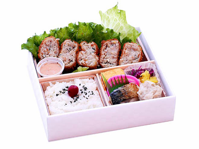 鶏さんがカツ弁当