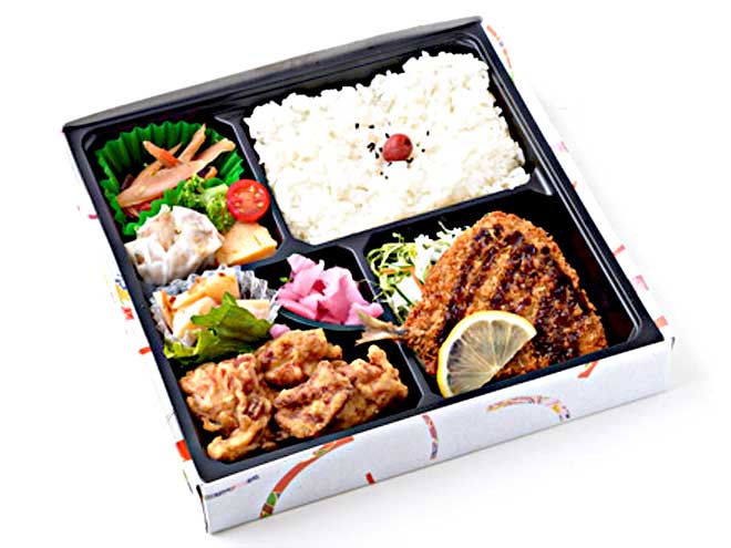 唐揚げとアジフライ弁当