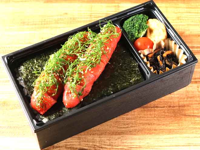 博多明太海苔弁当 2本箱飯