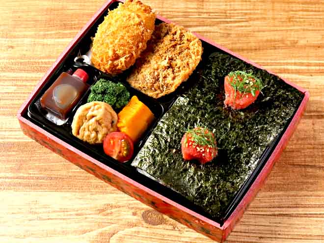 博多明太 コロッケ＆牛たんメンチ海苔弁当