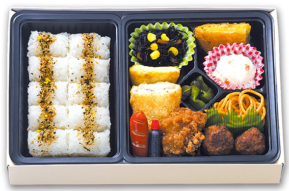 洋風バラエティ弁当  （鶏の唐揚・白身魚フライ・肉団子・カレーコロッケ）200mlパック茶付